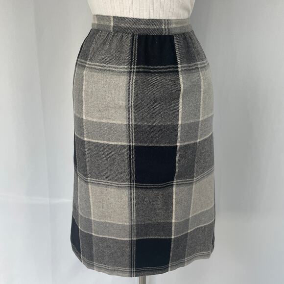 Vintage Dresses & Skirts - Vtg Pencil Skirt Size 8 Black Gray Plaid Check Midi Office Academia Preppy 90s